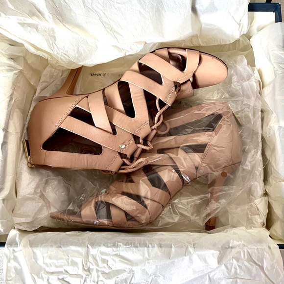 Pour La Victoire Camila Lattice Sandal - Polished Leather - Size 8M - Nude - Picture 9 of 14